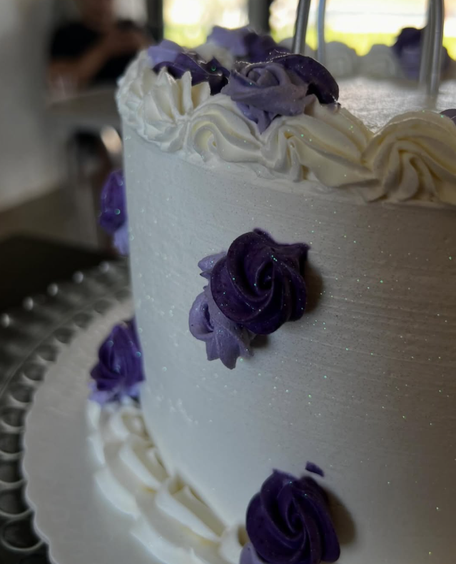 Detalhe de bolo confeitado